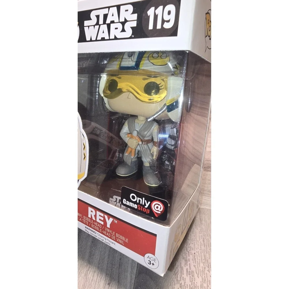 Funko Pop! Star Wars #119 Rey (X-Wing Helmet) GameStop Exclusive Vinyl Figure